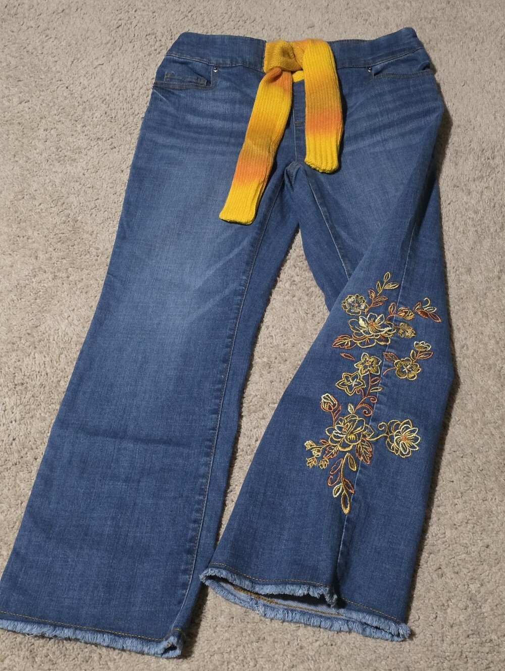 The Pioneer Woman Embroidered Wide Leg Flare Jeans XS - Picture 2 of 12